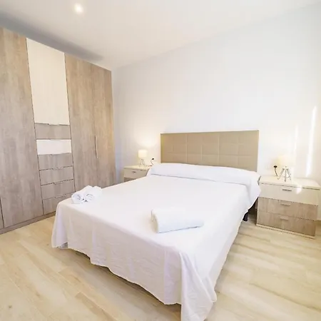 Homeholidaysrentals Music - Costa Barcelona *